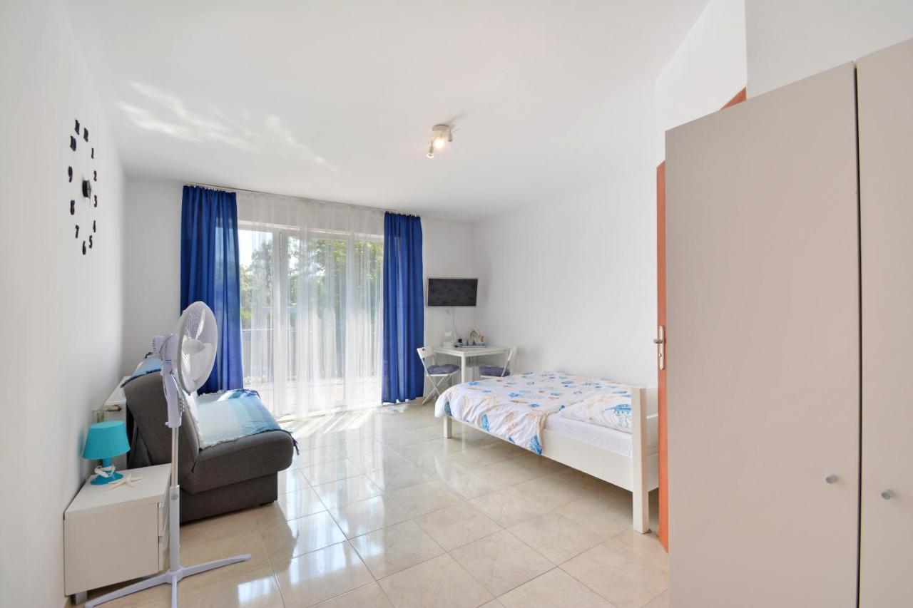 Pensjonat Perelka Apartment อุสตรอเนียมอร์สเกีย ภายนอก รูปภาพ
